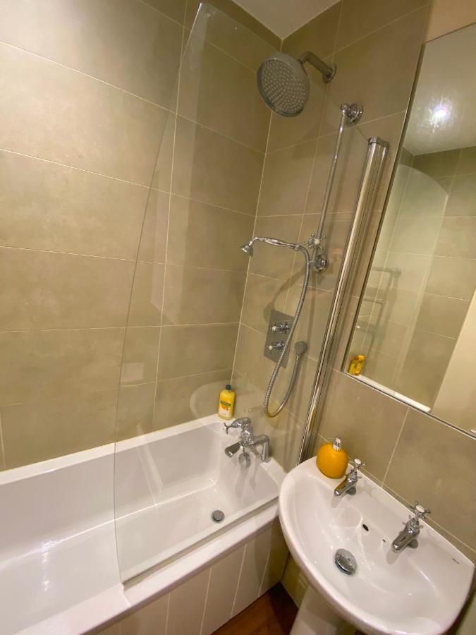 Deluxe High Street Apartment Canterbury Zewnętrze zdjęcie